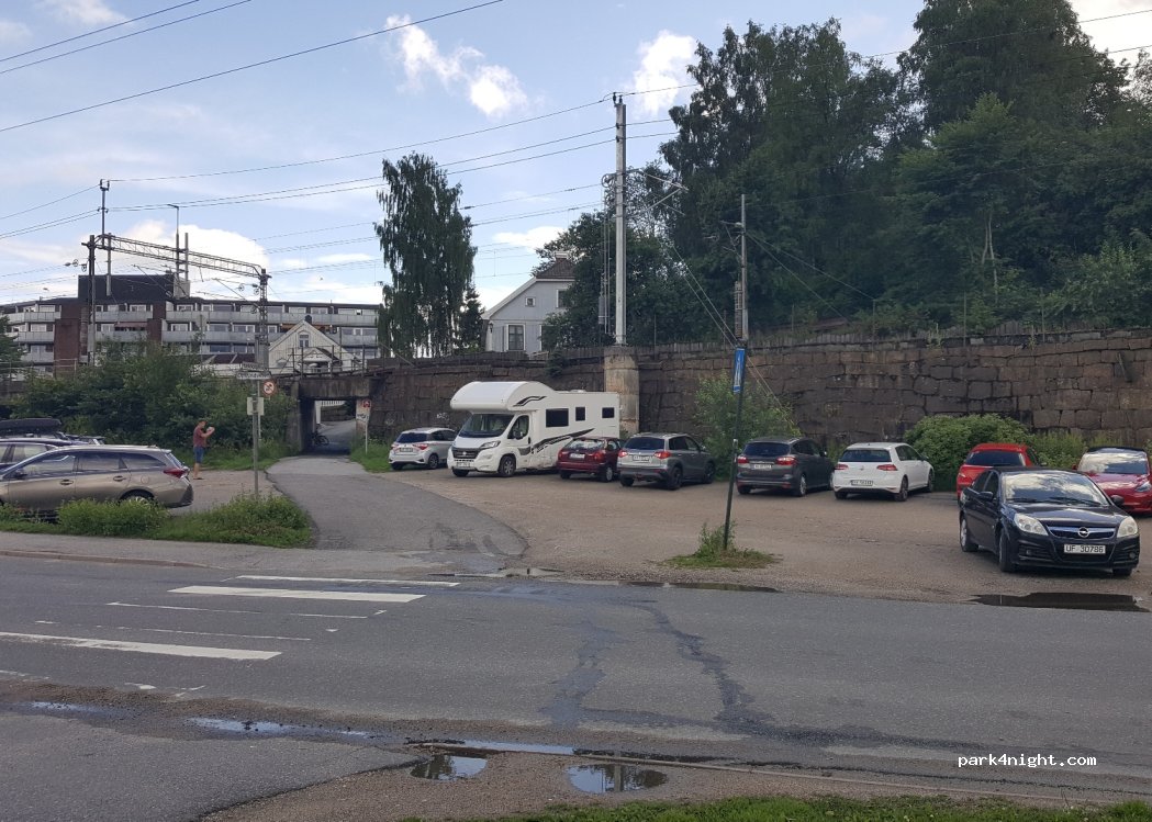 (1707) Sarpsborg - 1 Glengsgata — foto