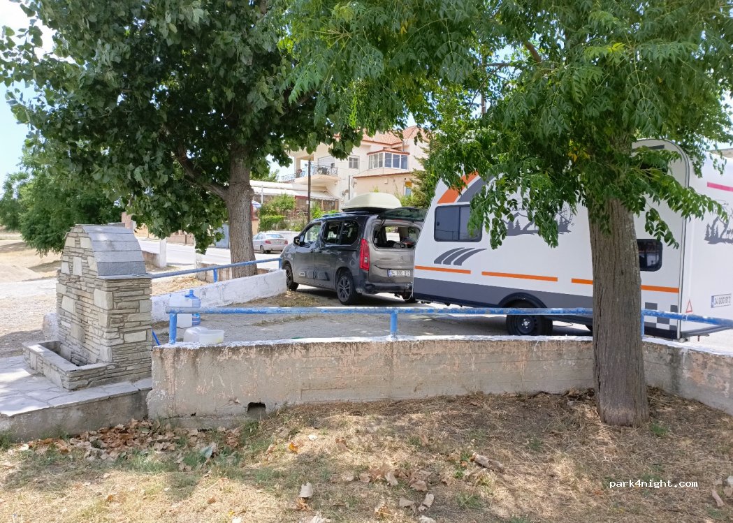 (575 00) Mesimeri - Unnamed Road — foto 4
