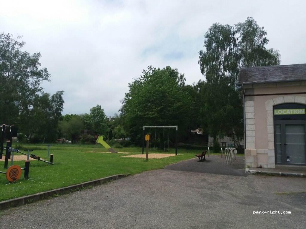 (87230) Chalus - 14 Avenue François Robert — foto