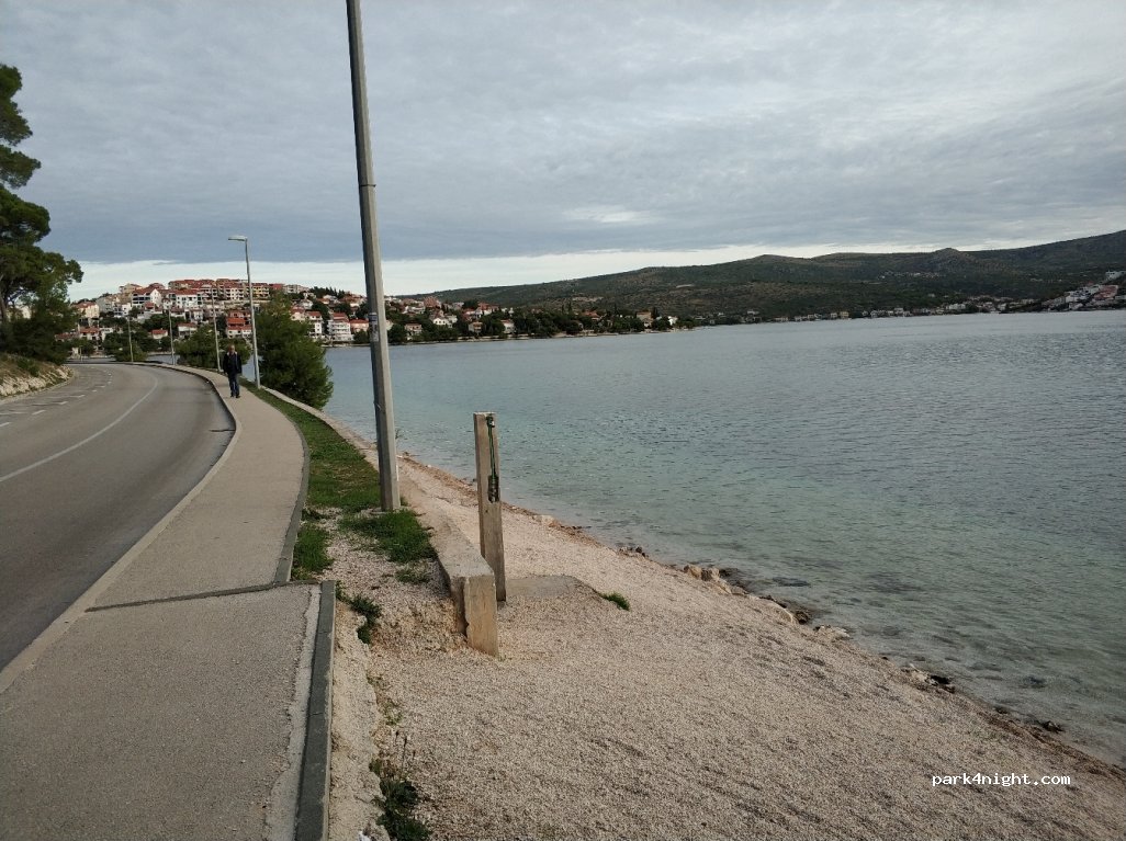 (22203) Rogoznica - 11 Don Ivana Jurčeva — foto
