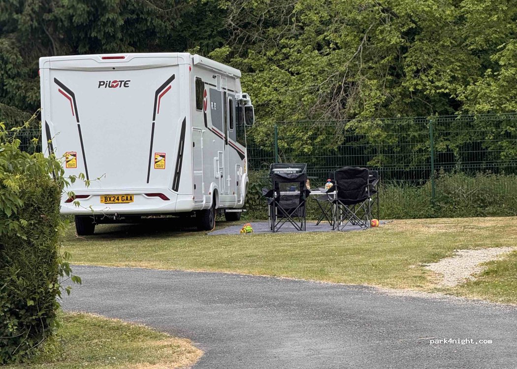 Camping au Bord de l'Aisne — foto 4