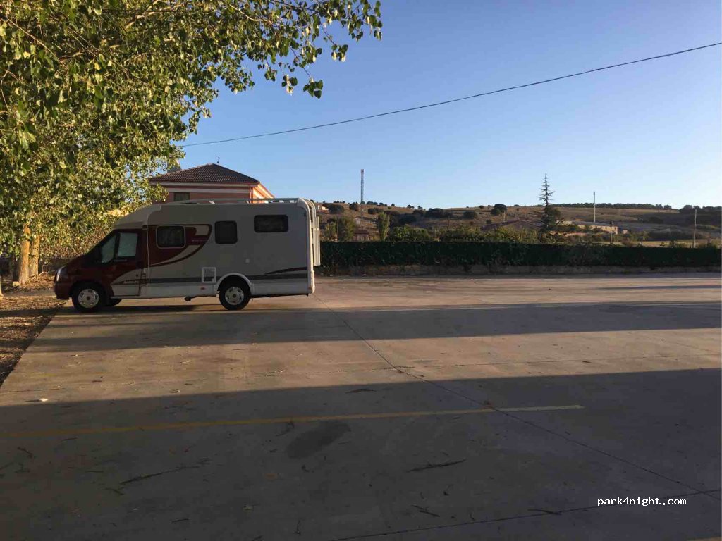 (09141) Merindad de Río Ubierna - Calle Mayor — foto