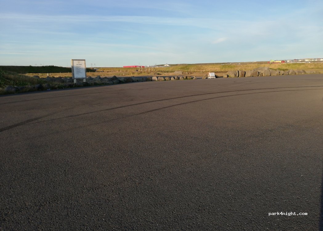 Reykjanesbær - Víkingabraut — foto