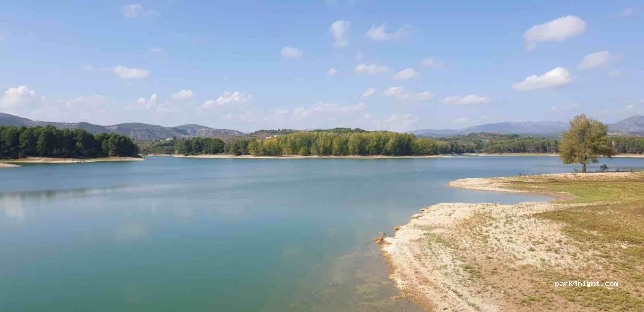 (12450) Navaixes - Unnamed Road — foto