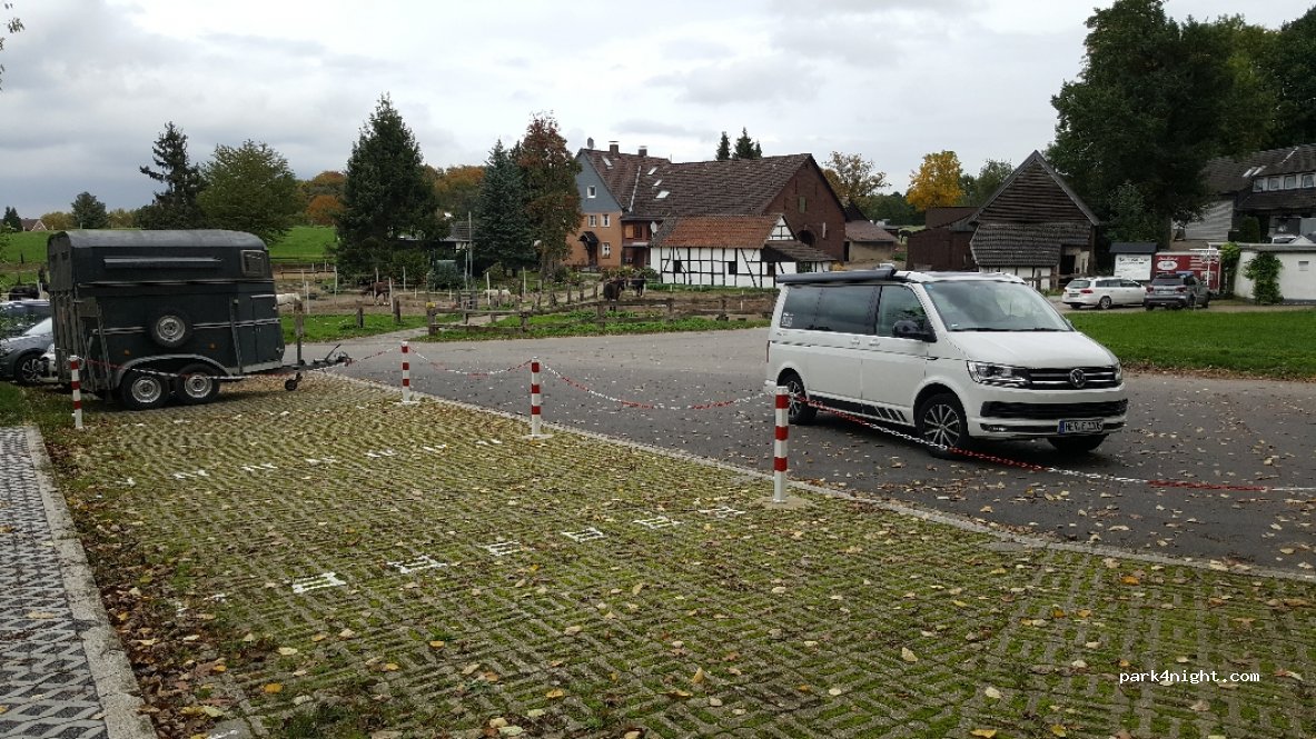 (44627) Herne - 5 Am Ruhmbach — foto