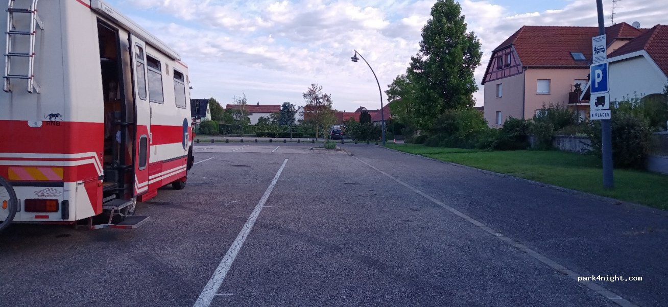 (68490) Ottmarsheim - 2 Rue du Stade — foto