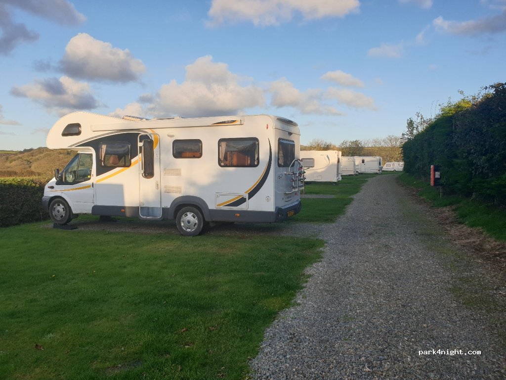 Gwaun Vale Touring Park — foto