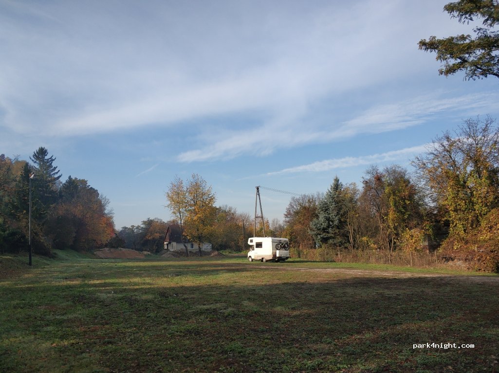 (24-120) Kazimierz Dolny - 166 Puławska — foto