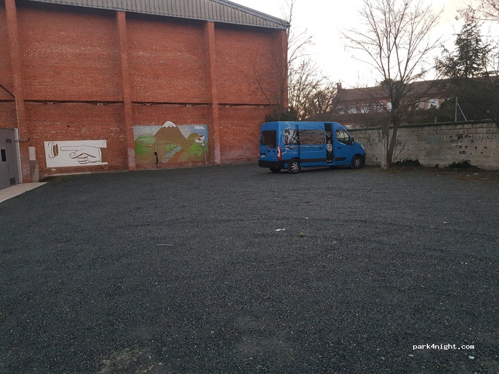 (40450) Nava de la Asunción - 11 Avenida del Balonmano Nava — foto