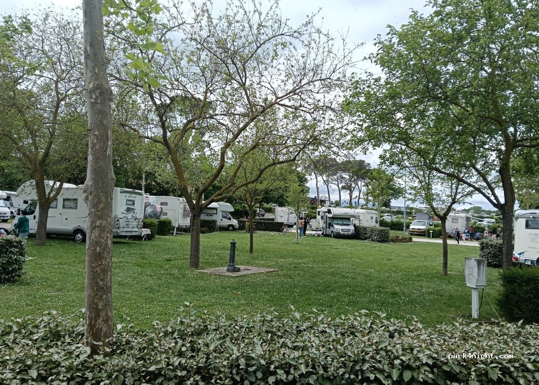 (62029) Urbisaglia MC - Abbazia Chiaravalle di Fiastra — foto 2