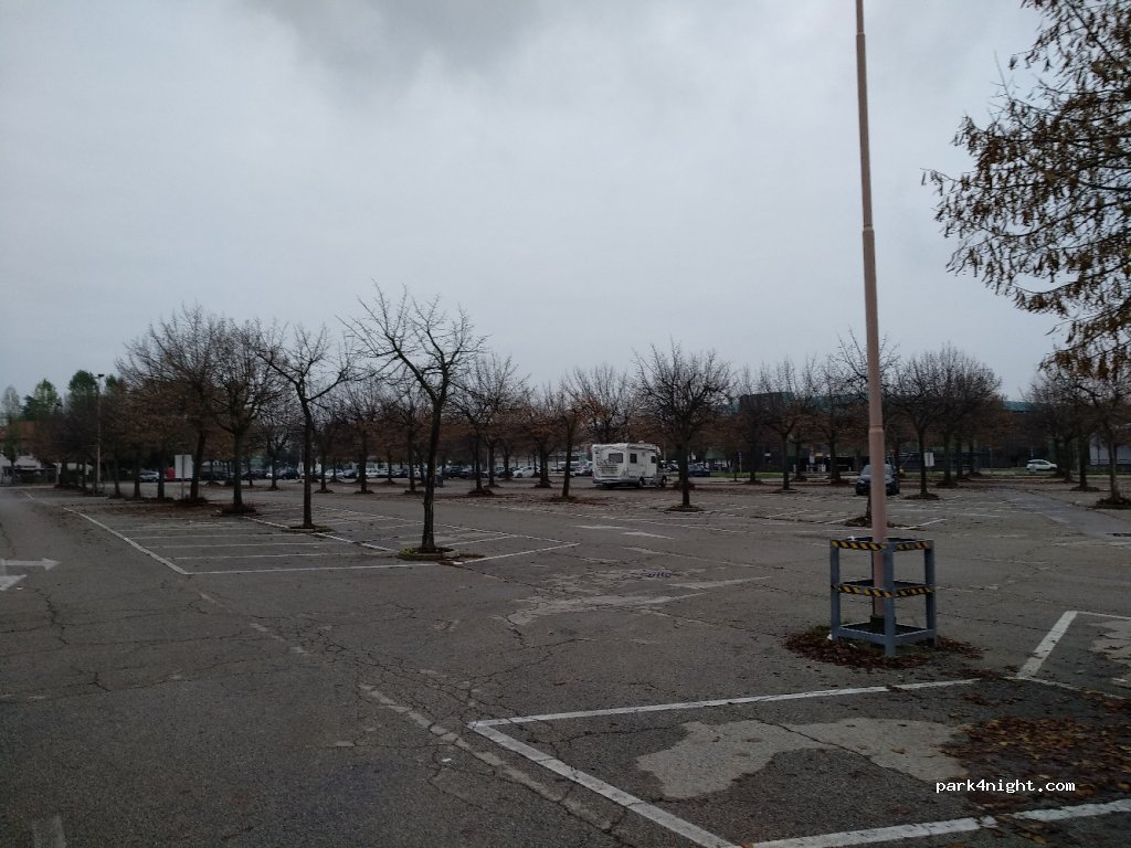 (12051) Alba - 42 Via Ognissanti — foto 3