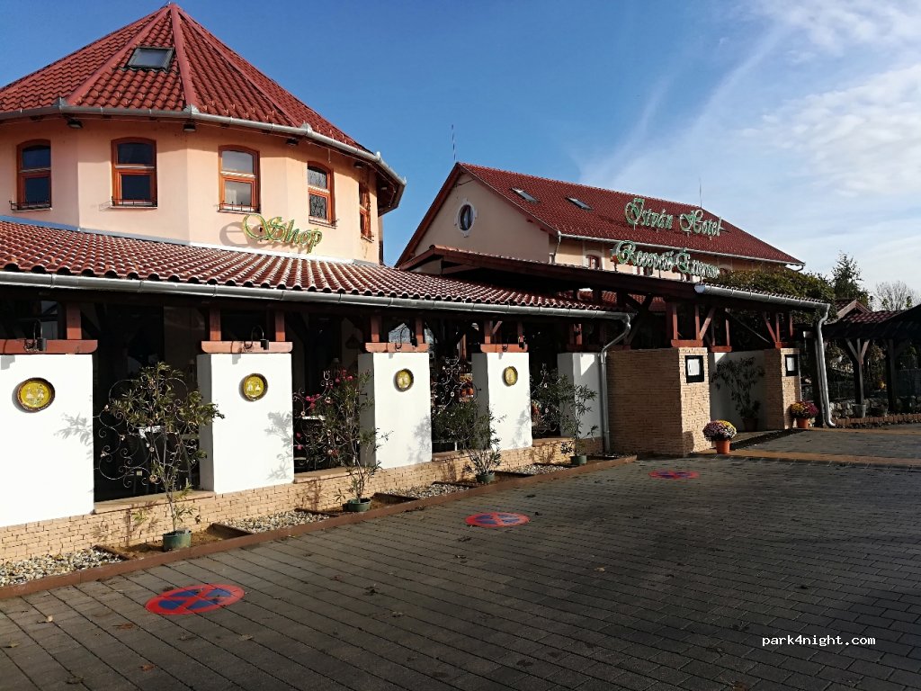 István Parkhotel and Restaurant — foto 2