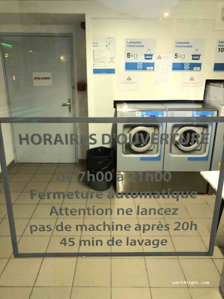 (48500) La Canourgue - — foto 2