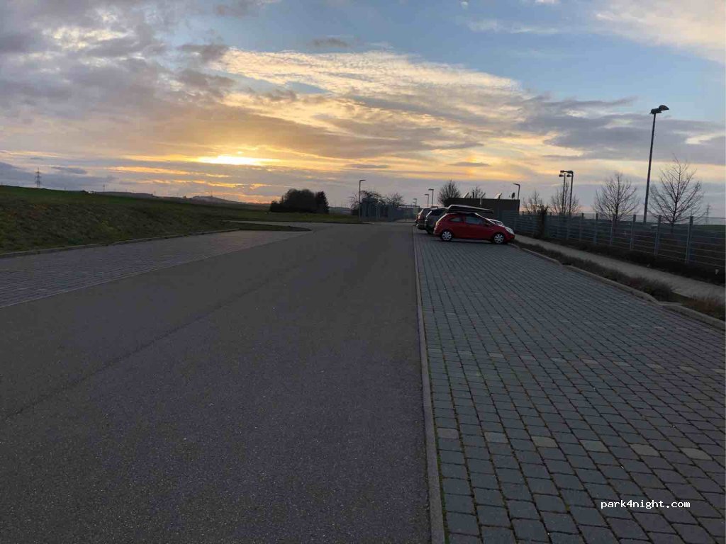(71706) Markgröningen - Schwieberdinger Straße — foto