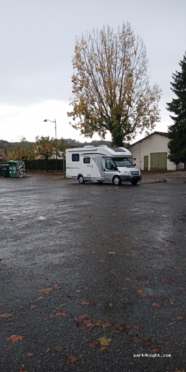 (64270) Salies-de-Béarn - 28 Place du Bignot — foto