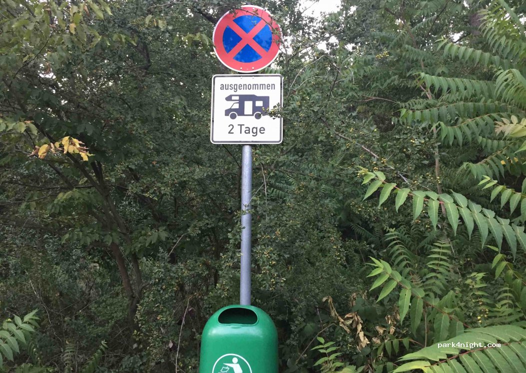 Wohnmobilstellplatz Viernheim — foto