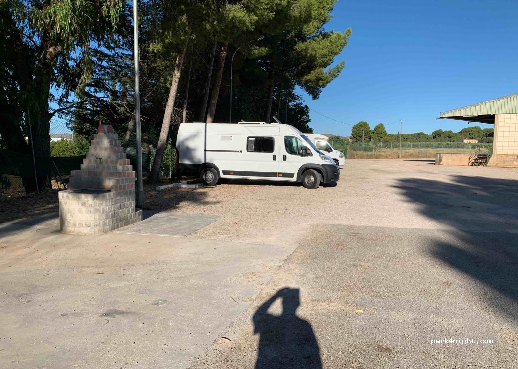Área de Autocaravanas Hellin — foto