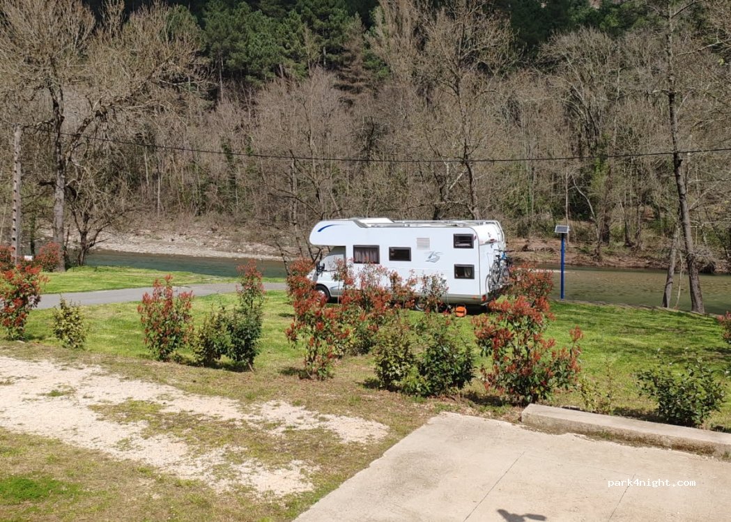 Le camping de Chambon — foto 4