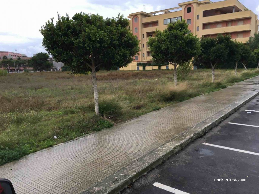 (73100) Lecce - 37 Via Marco Biagi — foto 4