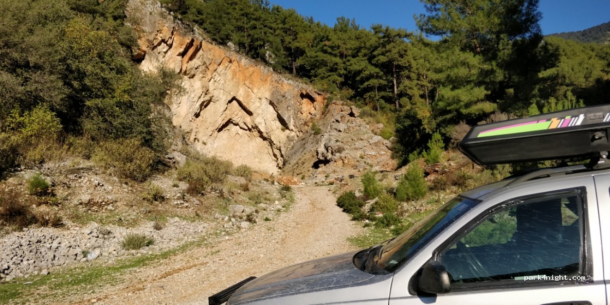 (48340)  - Unnamed Road — foto 4