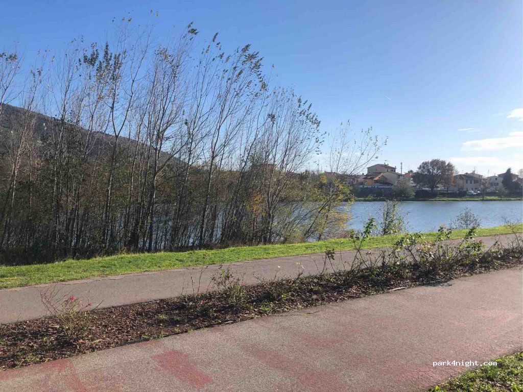 (59100) Prato - 23 Viale Galileo Galilei — foto 2