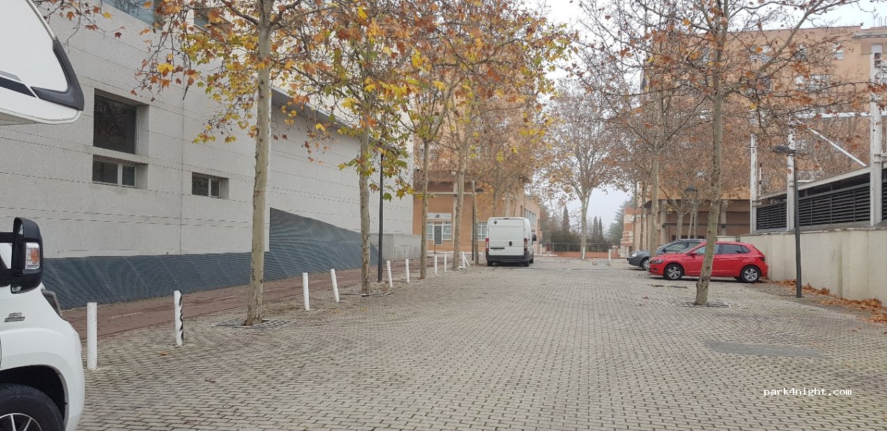 (28760) Tres Cantos - 2 Plaza del Ayuntamiento — foto