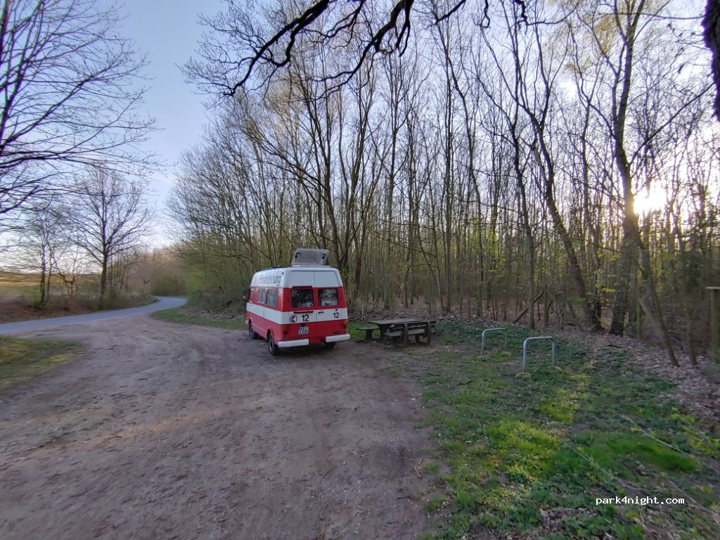 (24329) Grebin - 1004 Behler Weg — foto