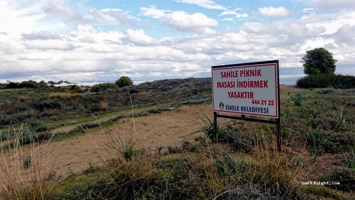 Yeni İskele - Unnamed Road — foto