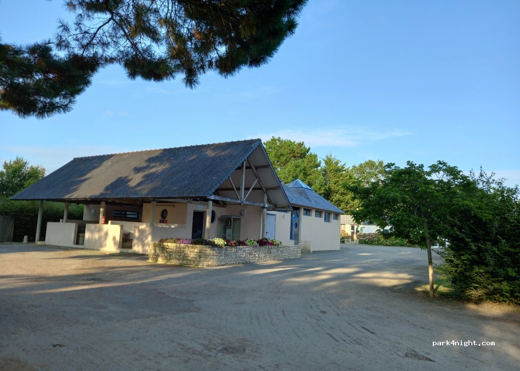 Camping Le Cadran Solaire. — foto