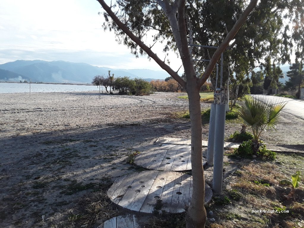 (220 19) Portes - Unnamed Road — foto