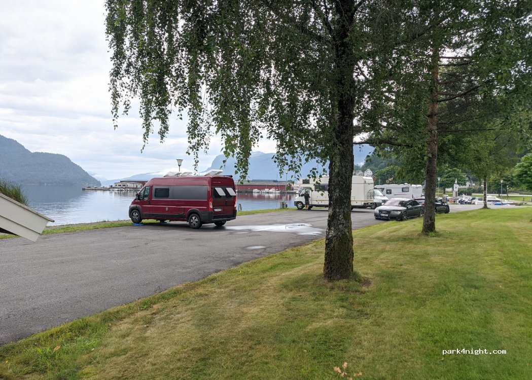 (4200) Sauda - 290 Riksveg 520 — foto