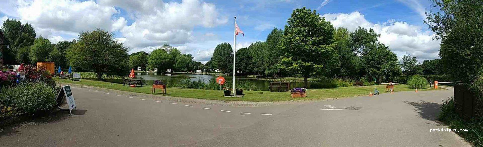 Horsley Camping and Caravanning Club Site — foto