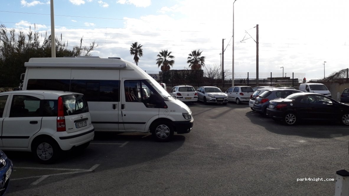 (06400) Cannes - 9 Avenue du Docteur Raymond Picaud — foto