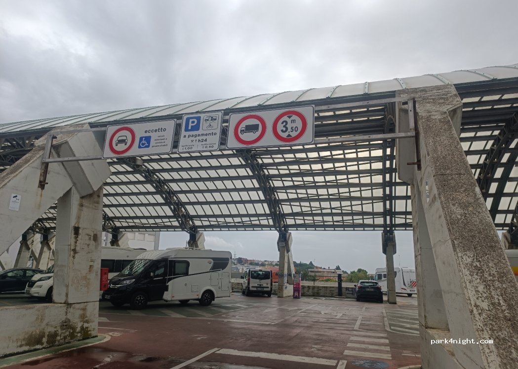 Parking Via Saragat — foto 4