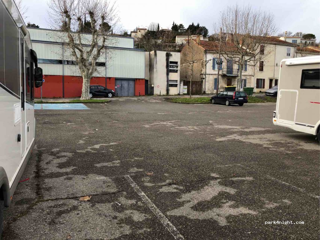 (84400) Apt - 111 Boulevard Maréchal Joffre — foto 3