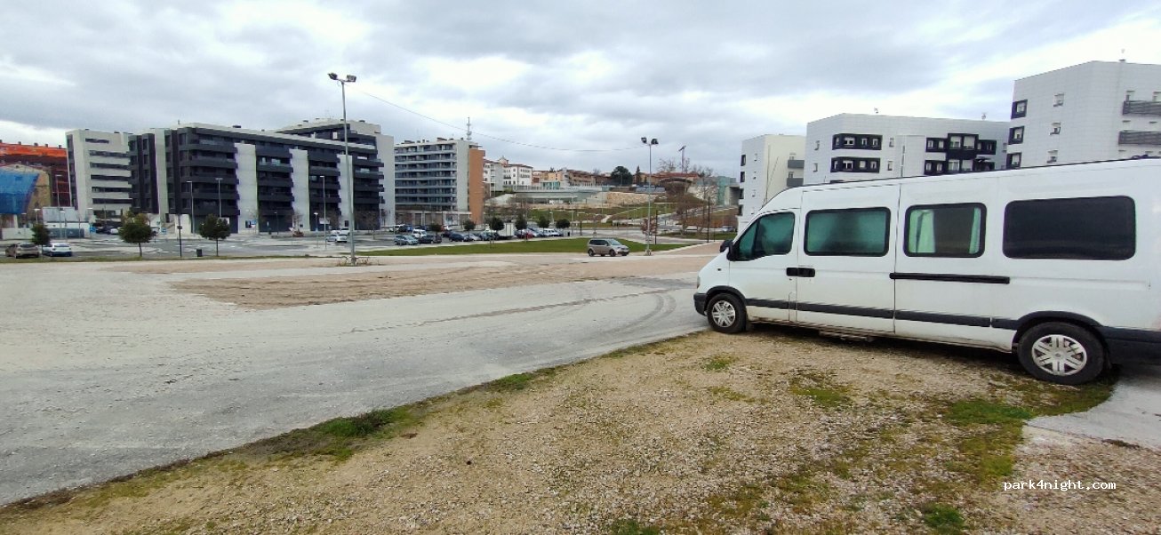 (31006) Pamplona - 57 Calle Tajonar — foto