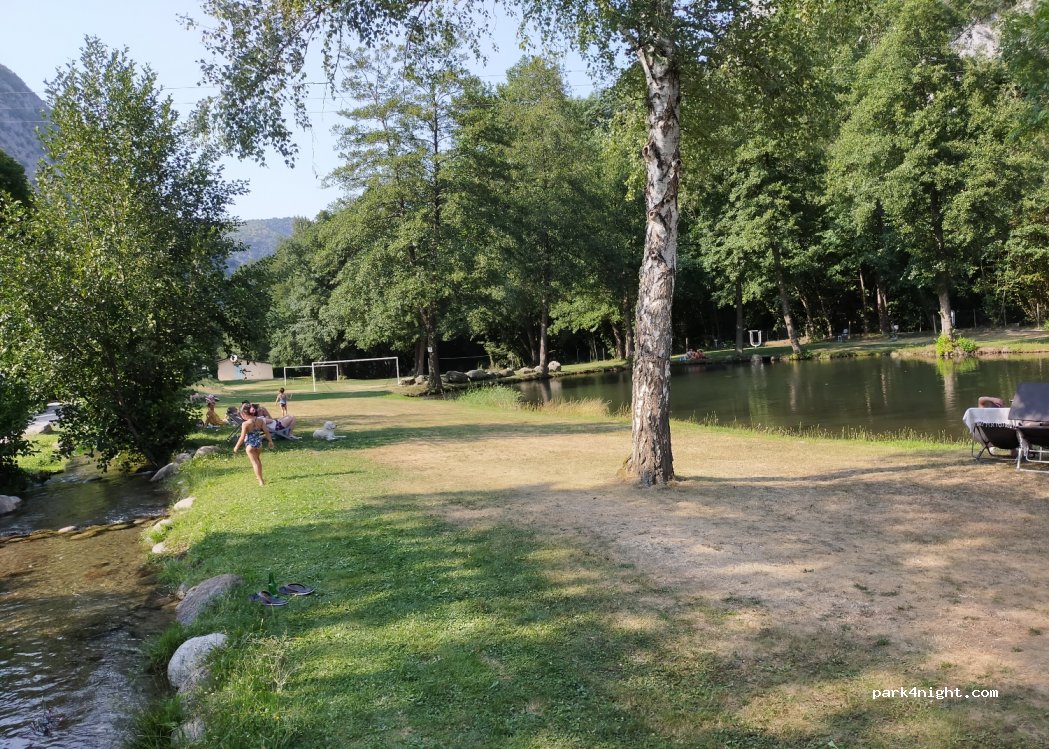 Camping des Grottes **** — foto 3