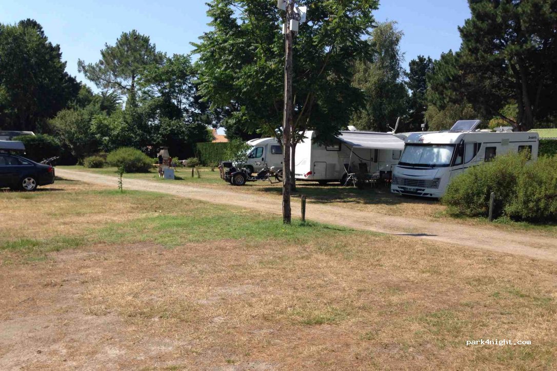 Camping Domaine des Renardières — foto