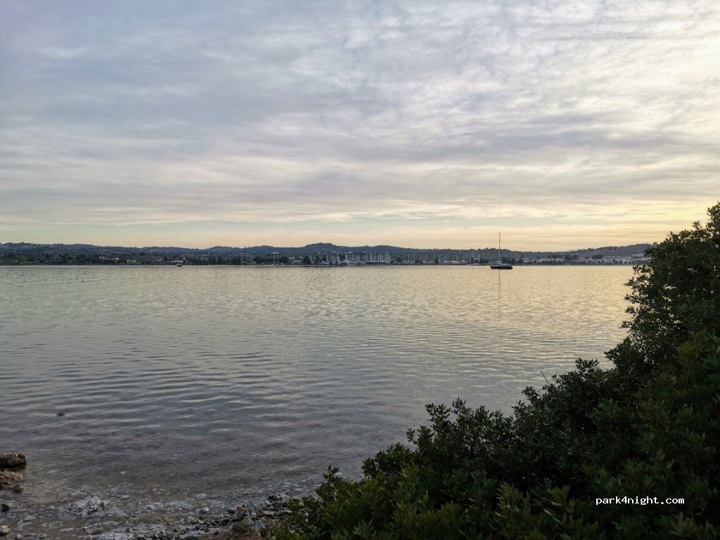 (213 00) Kranidi - Unnamed Road — foto 2