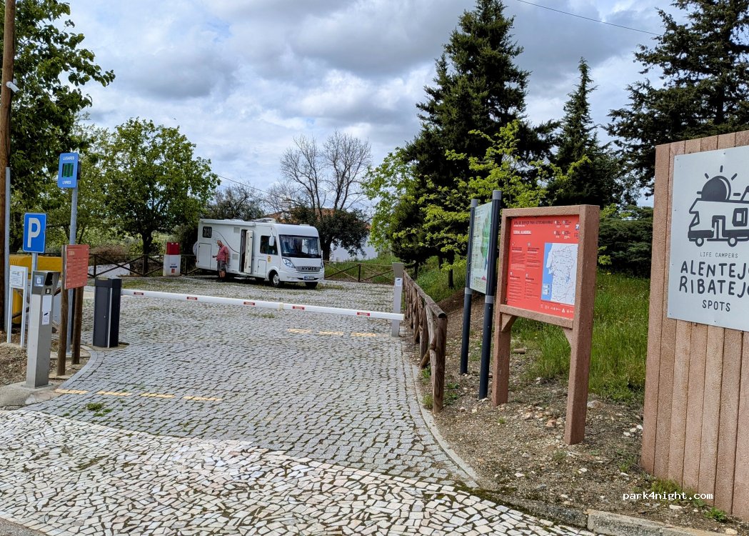 Parque de Autocaravanas — foto 3