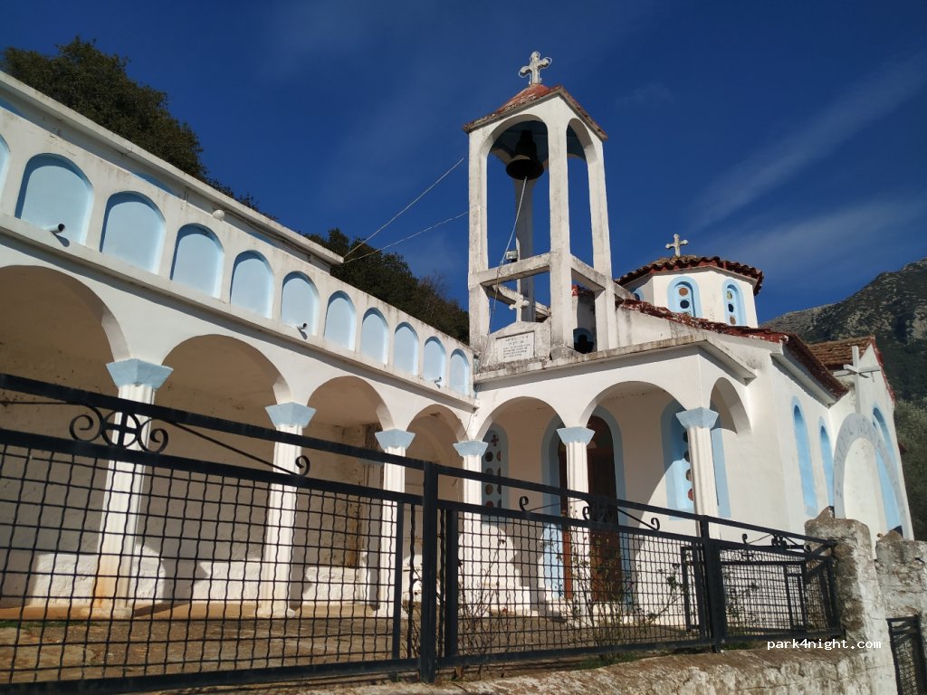(220 15) - Eparchiaki Odos Kontovazainas - Koumani — foto 2