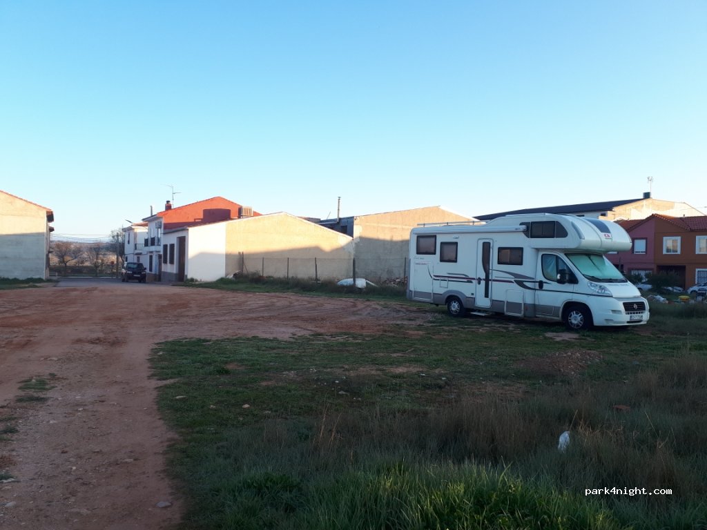 (13326) Montiel - 6 Calle San Blas — foto