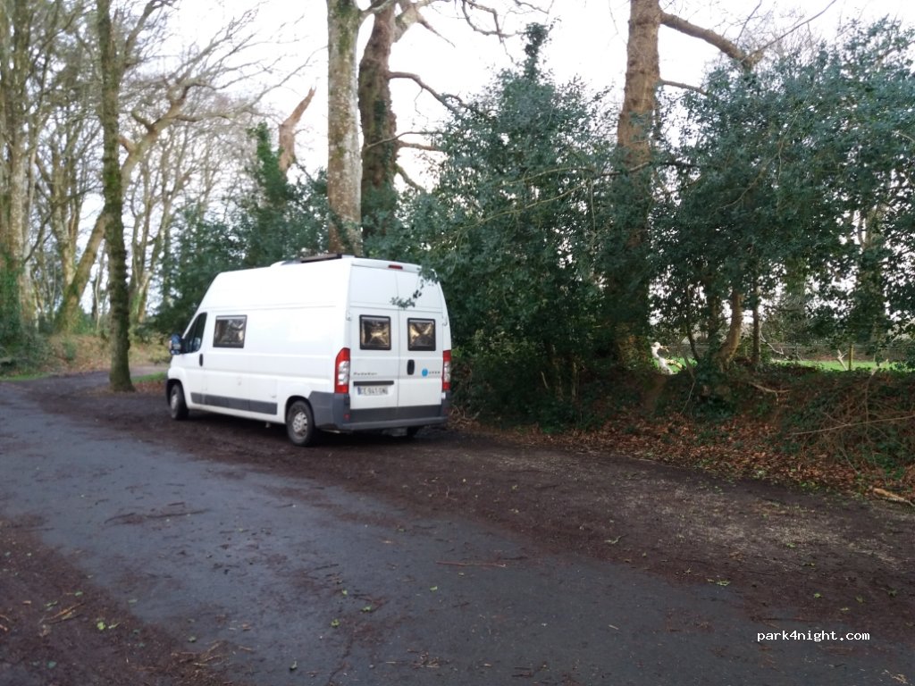 (29700) Plomelin - Unnamed Road — foto