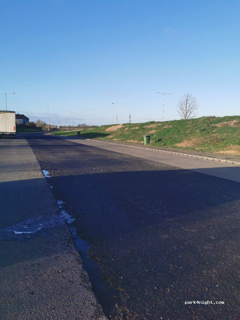 (NG23 7QE) Collingham - 24410 A46 — foto 2
