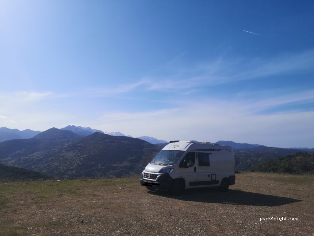 (250 01) Moni Agias Lavras - Eparchiaki Odos Kalavriton-Monis Agias Lavras — foto