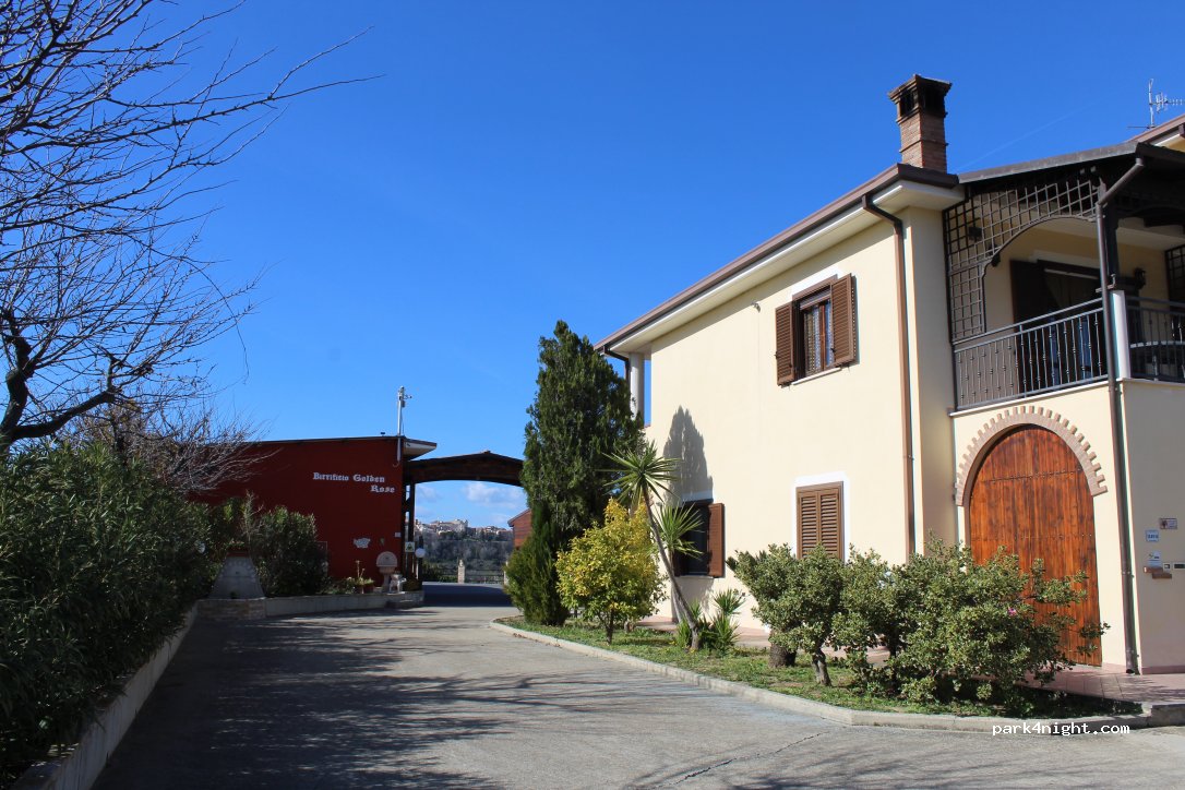Agri Camping,Birrificio e Agripub Golden Rose di Chiappini Melania - Pianella (Pe) — foto 3