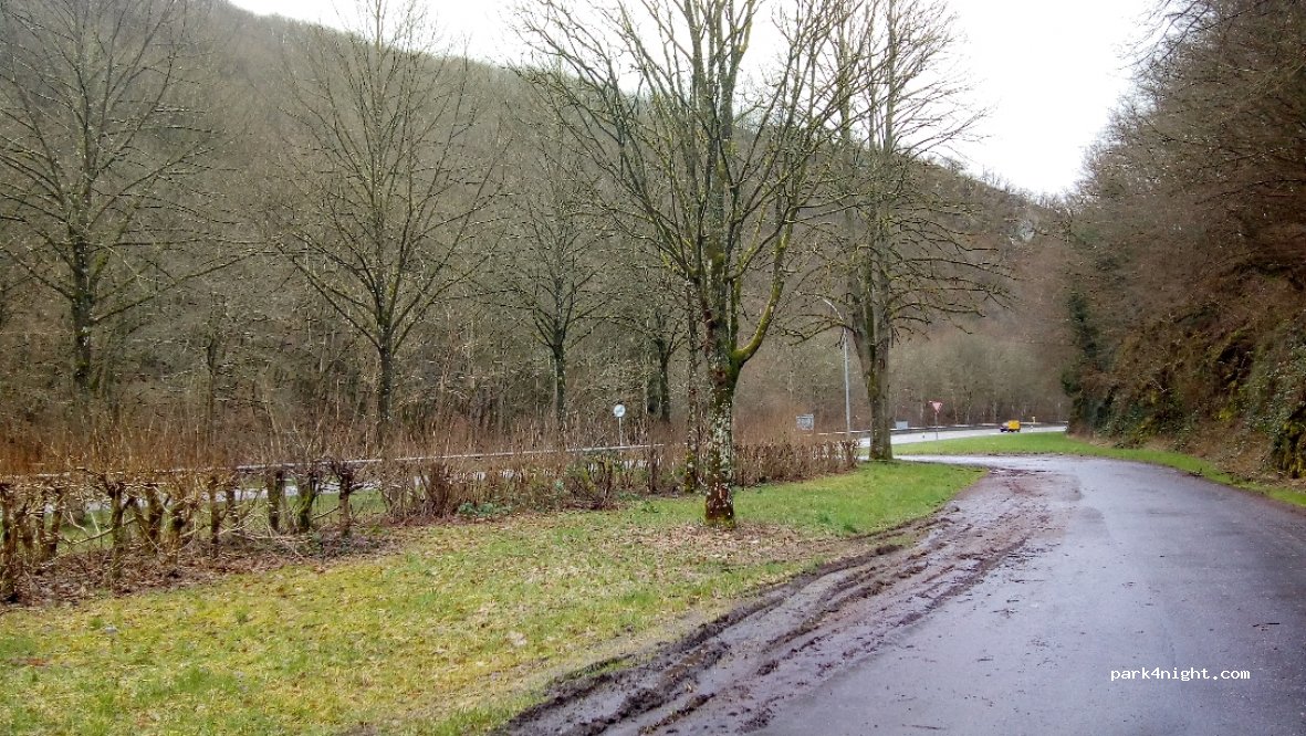 (9650) Esch-Sauer - Bastnicherstrooss — foto 2