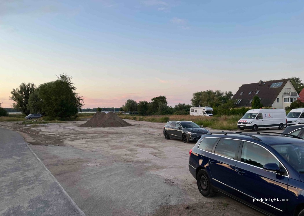 (18311) Ribnitz-Damgarten - 11A Körkwitzer Weg — foto
