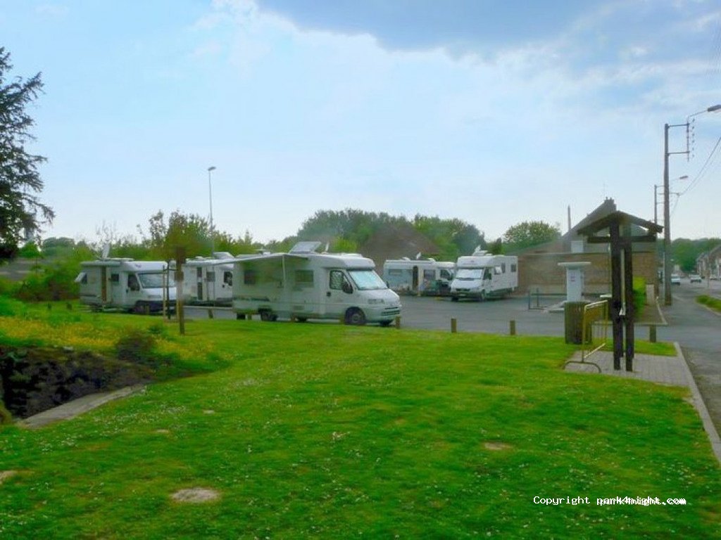 (59360) Le Cateau-Cambrésis - 30-42 Avenue du Mal Leclerc de Hauteclo — foto