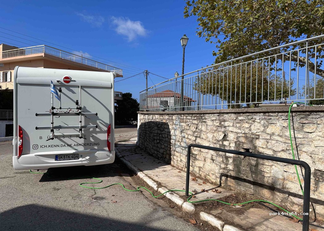 (270 54) Giannitsochori - Unnamed Road — foto 4